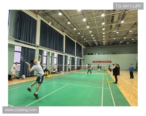 羽毛球专题:深入探讨杭州羽毛球队的速度与技巧训练之道 羽毛球专题:深入探讨杭州羽毛球队的速度与技巧训练之道